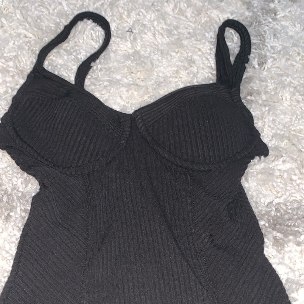 BLACK Ribbed Bodysuit - Picture 2 of 2